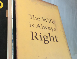  The Wife is Always Right สำนวนภาษาอังกฤษ  